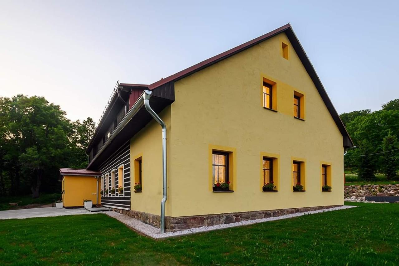 Chalupa Krenov 62 Bernsdorf 外观 照片