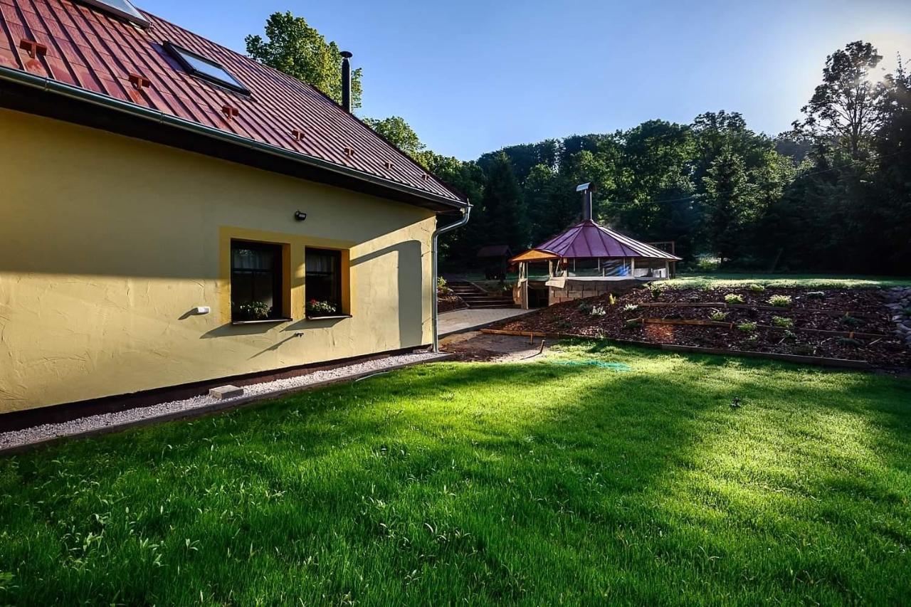 Chalupa Krenov 62 Bernsdorf 外观 照片